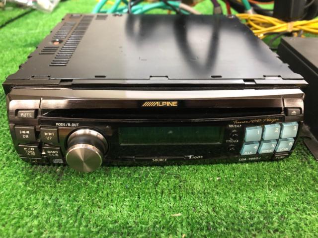 【ALPINE】[CDA-7990J] CDチューナー | やや傷や汚れあり | アップガレージ 鈴鹿店 | カー用品 ヘッドユニット CD ...