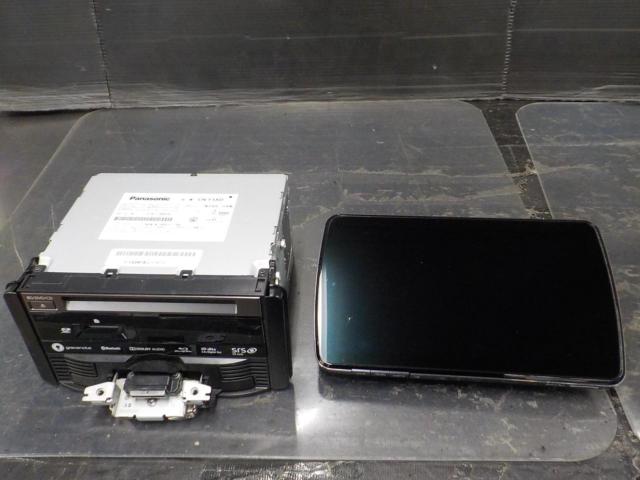Panasonic CN-F1XD 9V型ワイドフローティングナビ | やや傷や汚れあり 