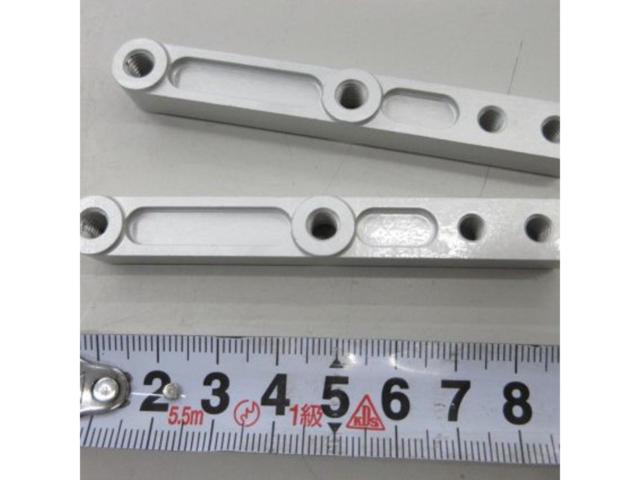 OHLINS
For inverted front forks
Fender stay
DUCATI
900SS