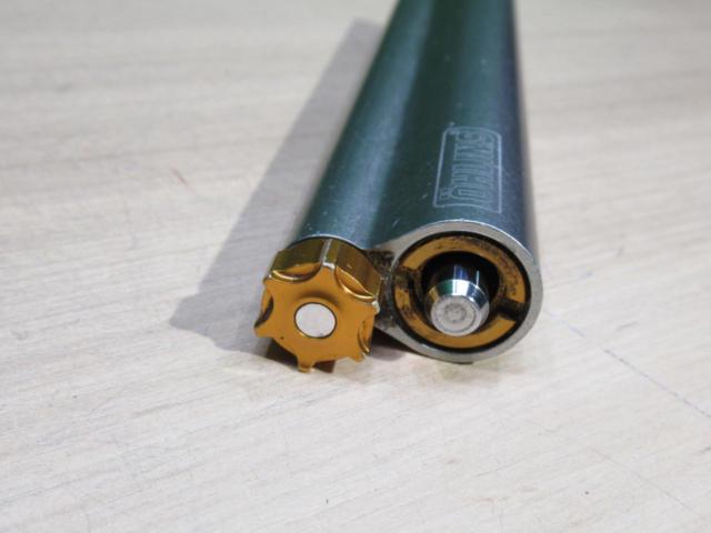 Steering damper
General purpose
OHLINS (Orleans)