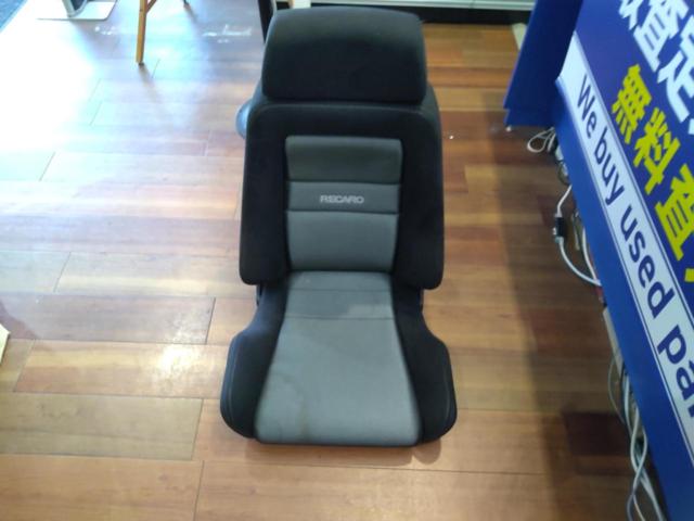 RECARO(レカロ)LX-VS SK100 | やや傷や汚れあり | アップガレージ 大阪 