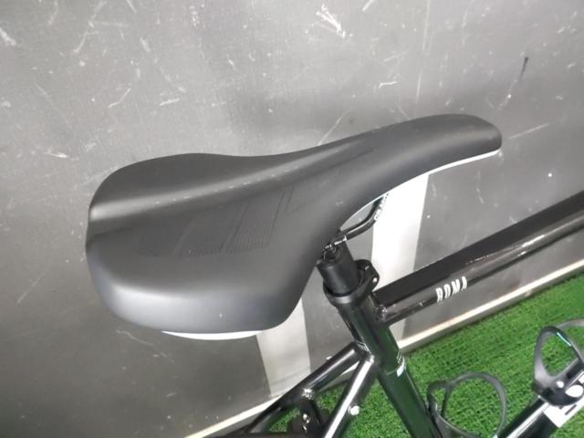 BIANCHI ROMA3DISC 2022年モデル 700x28c 3x8s アルミクロスバイク ブラック サイズ54cm 身長目安175cm前後