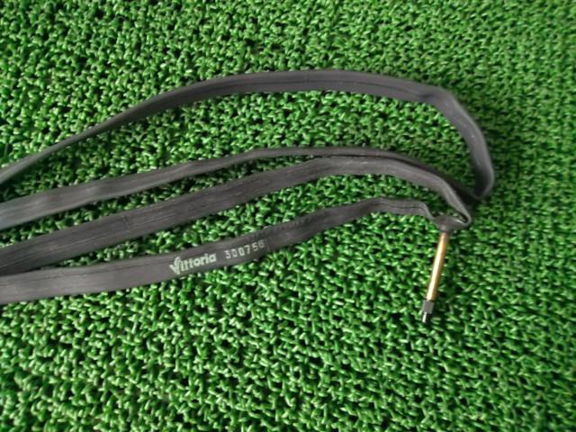 Vittoria 19/23-622/630 700×19-23C用仏式(プレスタ)チューブ 55mm(実測値)