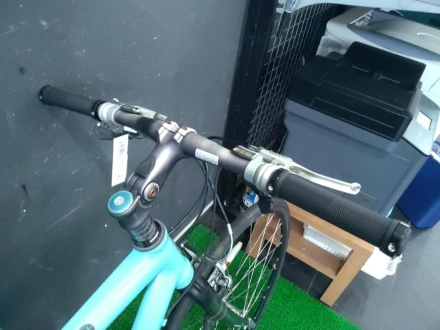 BIANCHI CAMALEONTE SPORT 2011年頃 700×28C 2×9S クロスバイク チェレステ