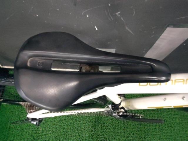 TREK DOMANE AL4 2023年モデル 700x32c Tiagra組 2x10s アルミロードバイク サイズ:49 ホワイト 適正身長:156-162cm