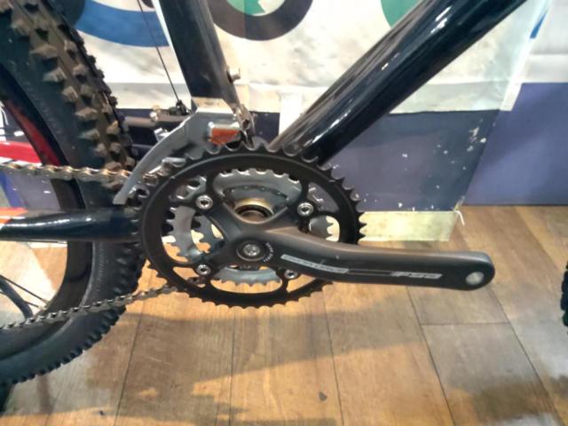 1大特価 Ferrari COLNAGO CX50 26×2.10インチ 3×9S DEORE/LXmix アルミ・カーボンバックMTB サイズ:M レッド