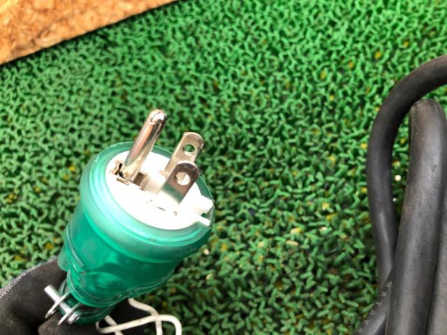 makita 100mmディスクグラインダ 9533BLA