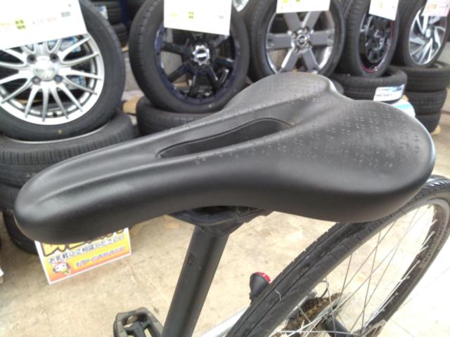 【TREK】TREK FX2 700×35 変速3×8段階