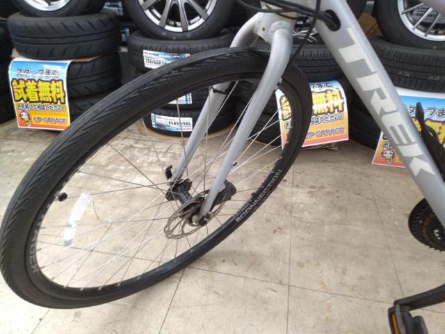 【TREK】TREK FX2 700×35 変速3×8段階