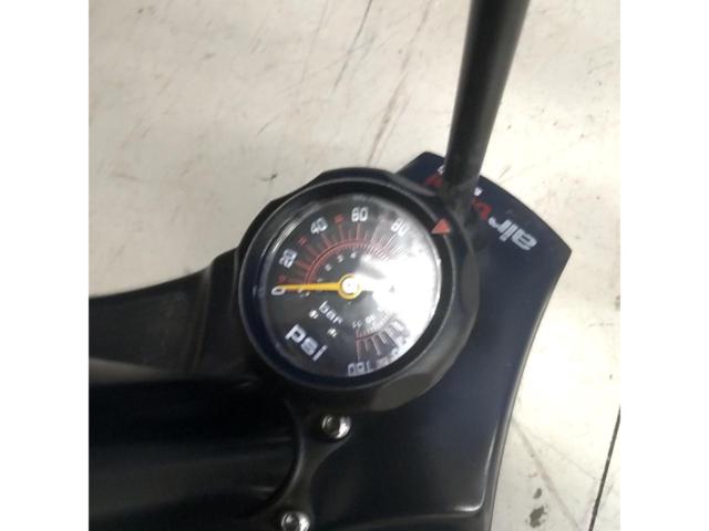 SPECIALIZED AIRTOOL フロアポンプ