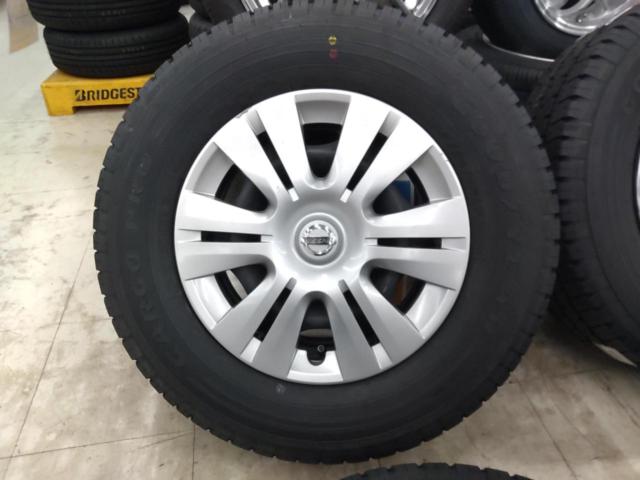 ☆新品タイヤ付き☆NISSAN NV350キャラバン純正ホイール + GOODYEAR 