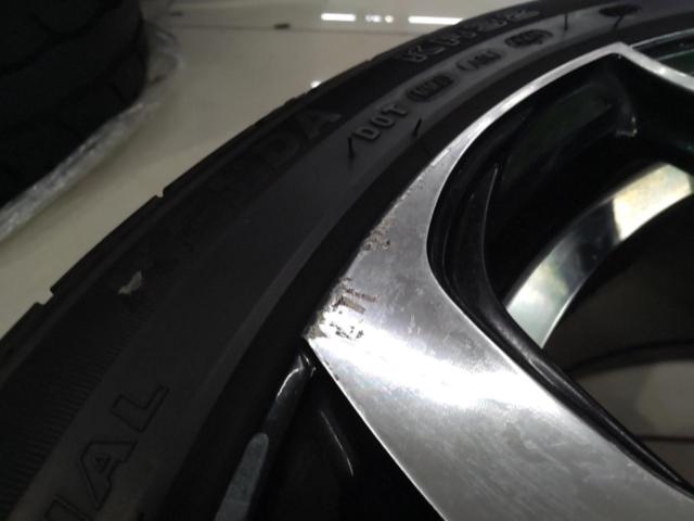 weds LEONIS TE + KENDA KR32