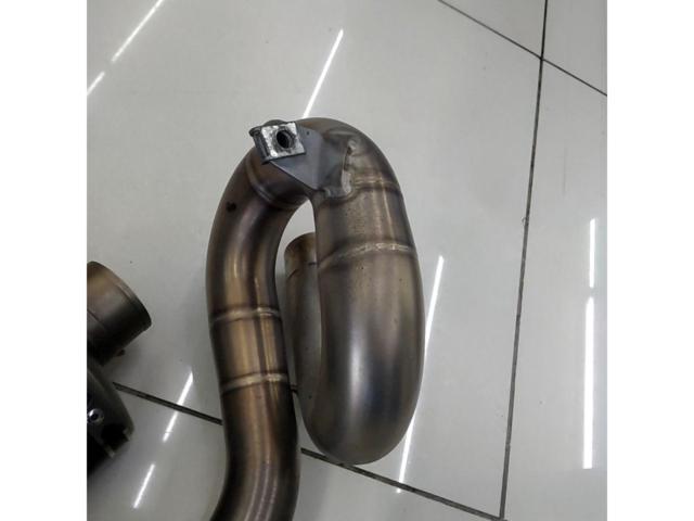 【MT07/XSR700等】 AKRAPOVIC(アクラポビッチ) レーシングライン  カーボン