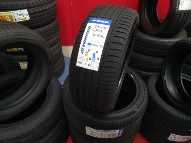 店頭販売限定!!】WINRUN R330 245/40R19 98W XL☆新品タイヤ4本セット 