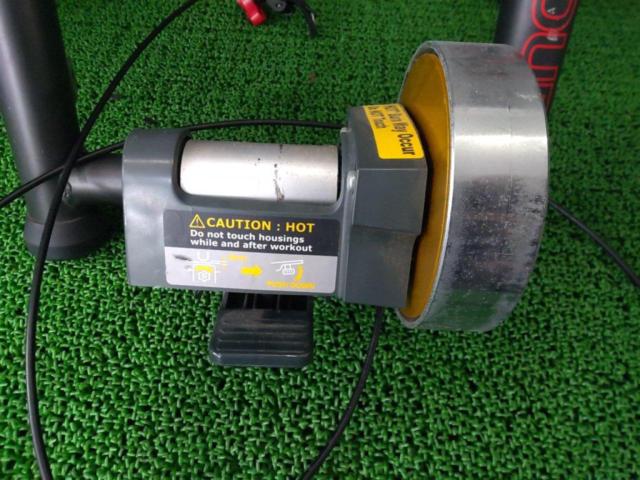 MINOURA V270 後輪軸固定サイクルトレーナー ブラック