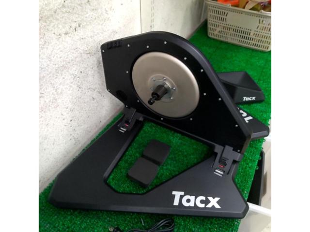TACX NEO Smart T2800 サイクルトレーナー