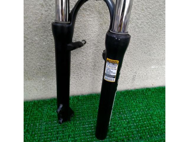 ワケアリ プリロードダイヤル削れ大 コラム長198mm/エンド幅100mm/27.5インチMARZOCCHI MZ COMP サスペンションフォーク