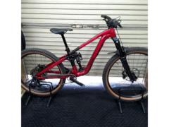【TREK】サイズS?? fuel ex 8 gen 7 2026年モデル 27.5×2.50インチ 12段変速 アルミマウンテンバイク レッド