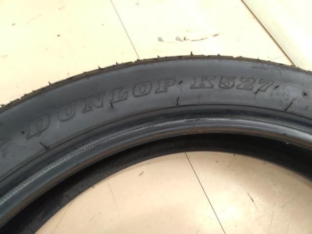 DUNLOP K527 110/90-18 M/C 61S 24年製 1本