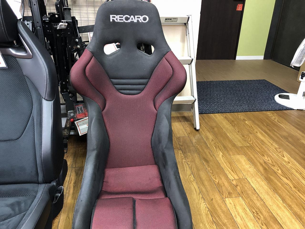 RECARO】RS-G ワインレッド/ブラック | やや傷や汚れあり | アップ 