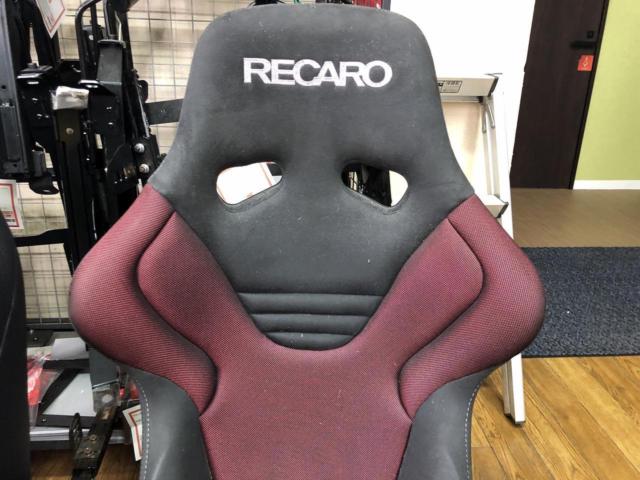 RECARO】RS-G ワインレッド/ブラック | やや傷や汚れあり | アップ 