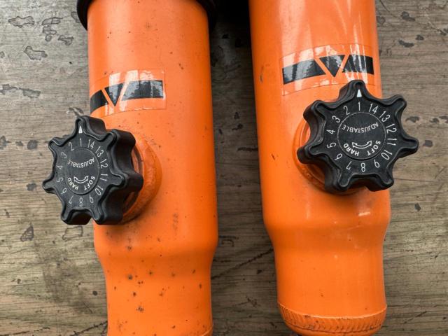UIvehicle
Comfort shock absorber
14 stage