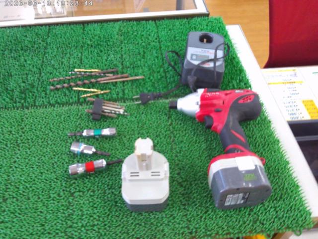 ★値下げしました★【RYOBI】インパクトドライバー BID-1260!