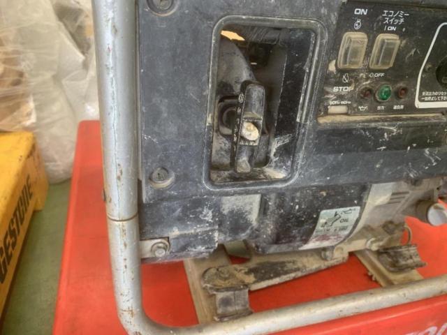 日立 E25U インバーター式エンジン発電機