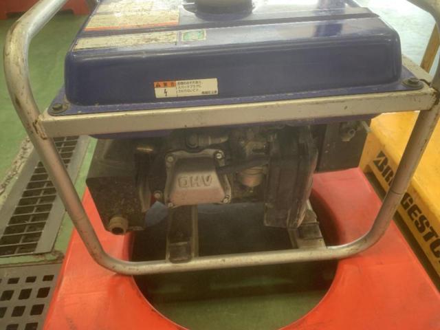 日立 E25U インバーター式エンジン発電機