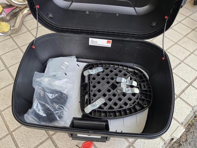 【GIVI】リアボックス