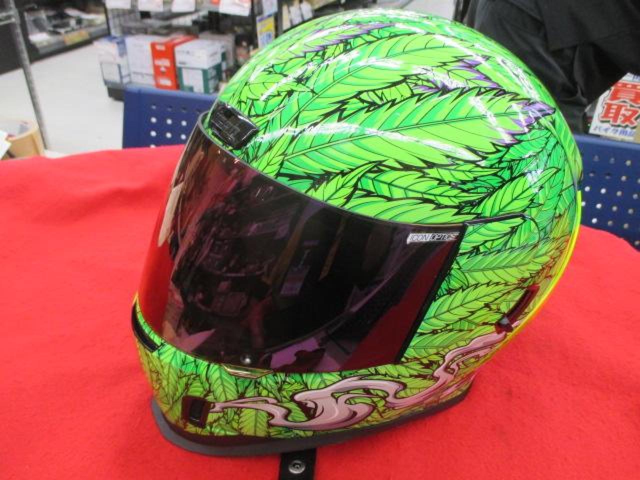 サイズL】ICON AIRFORM Ritemind Glow ヘルメット | やや傷や汚れあり 