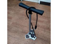 ※仏･米式対応 SPECIALIZED airtool フロアポンプ