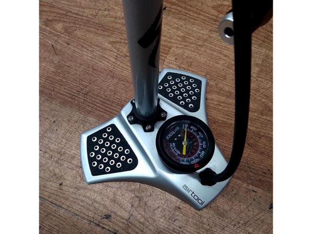 ※仏･米式対応 SPECIALIZED airtool フロアポンプ