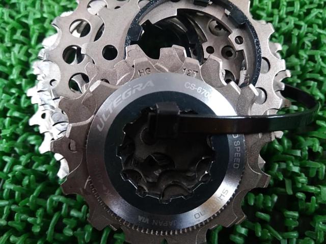 SHIMANO ULTEGRA CS-6700 10Sカセットスプロケット 12-25T