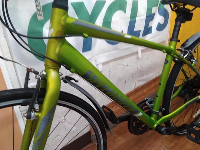 SPECIALIZED SIRRUS 2017年頃モデル 700×32C 3×8s アルミクロスバイク グリーン