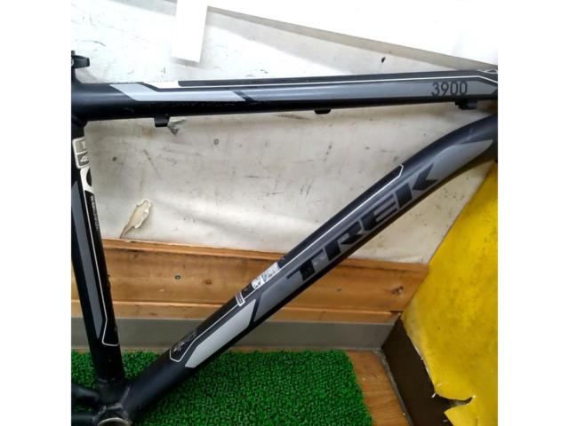 ※傷多数、シートチューブ内部狭窄 TREK 3900 DISC 2012年頃モデル 26インチ アルミMTBフレーム ブラック