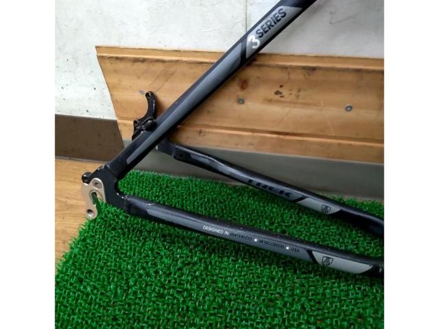 ※傷多数、シートチューブ内部狭窄 TREK 3900 DISC 2012年頃モデル 26インチ アルミMTBフレーム ブラック