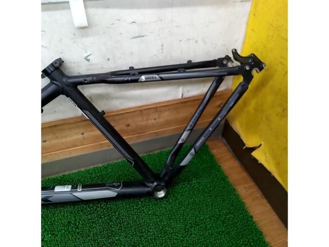 ※傷多数、シートチューブ内部狭窄 TREK 3900 DISC 2012年頃モデル 26インチ アルミMTBフレーム ブラック