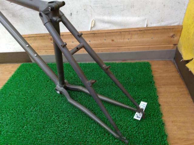 メーカー不明 アルミMTBフレーム カーキ