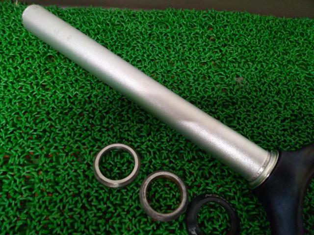 コラム長260/エンド幅100/対応26インチ GURUNGE カーボンDリジット カーボンフォーク