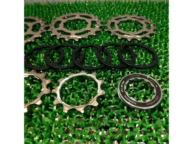 11S 11-28T SHIMANO 105 CS-R7000 カセットスプロケット
