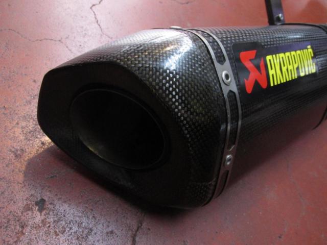 AKRAPOVIC(アクラポビッチ) スリップオンマフラー 【GSX-R1000R(’17～)】