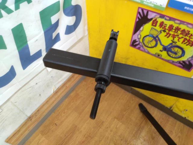 ※脚部ゴム一箇所欠品 GORIX メンテナンススタンド