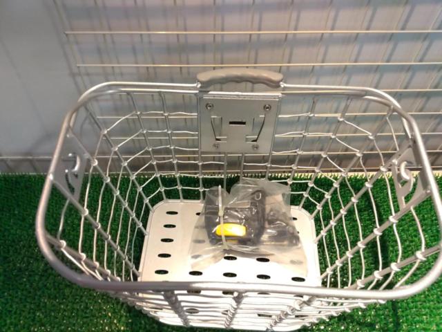 メーカー不明 前用かご シルバー