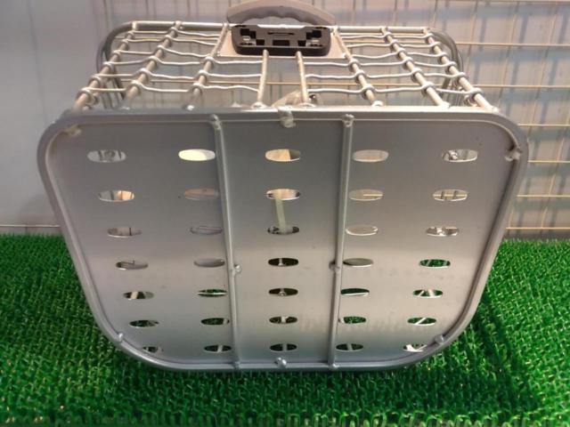 メーカー不明 前用かご シルバー