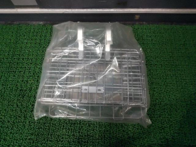 山本ビニター フタ付折りたたみセーフティーカゴ 折りたたみ自転車用脱着式 16-20インチ対応 シルバー					