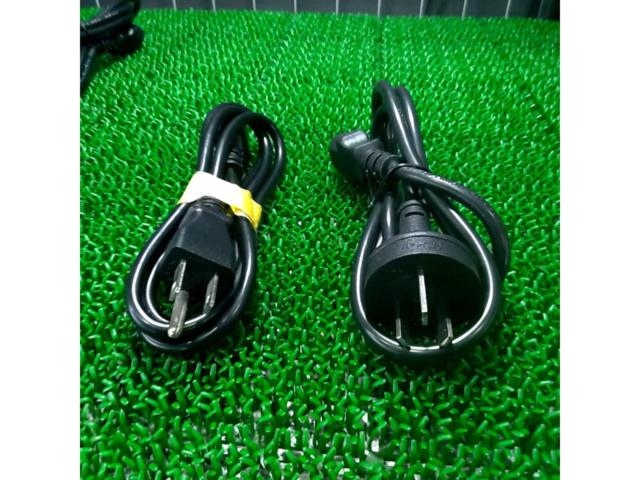 WAHOO KICKRROLLR AC電源アダプターセット