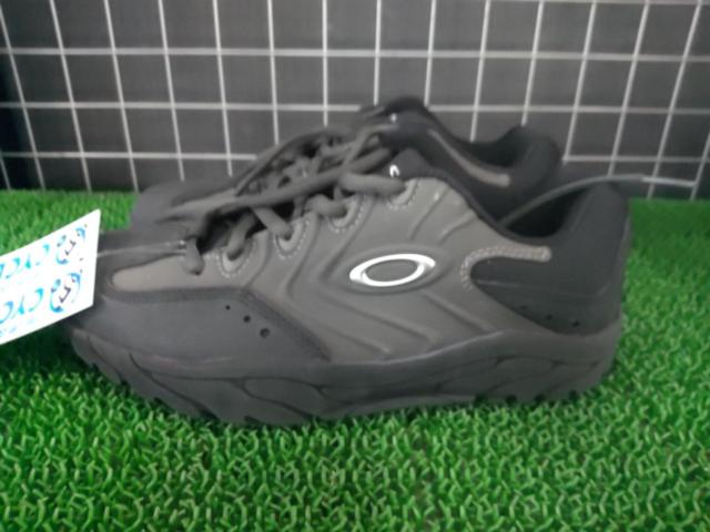 サイズ:42.5 OAKLEY RADAR LOCK SPDビンディングシューズ ブラックxチャコール