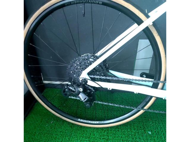 TREK FX3 GEN4 アルミクロスバイク 2026年モデル SHIMANO CUESmix 1×10S 700×32C グリーン サイズ:55cm 適正身長:175-186cm