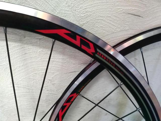 FELT AEROROAD R3 ロードバイク用700Cホイール前後セット